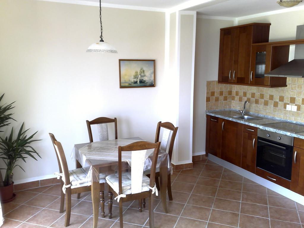 Apartments Salvore 츠르베니 브르흐 객실 사진