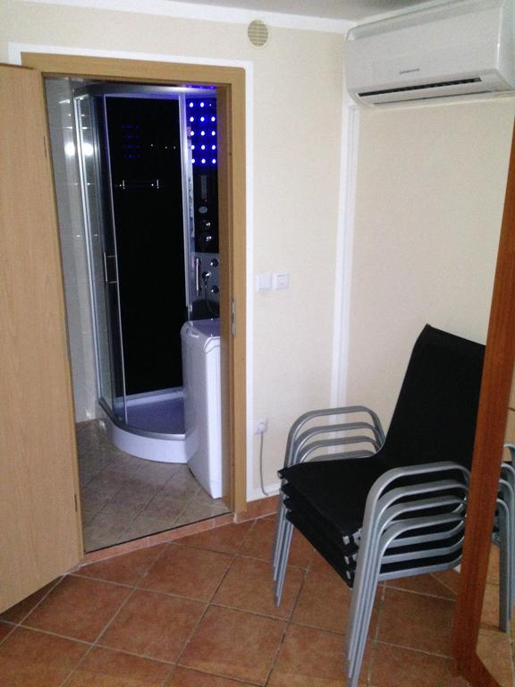 Apartments Salvore 츠르베니 브르흐 객실 사진